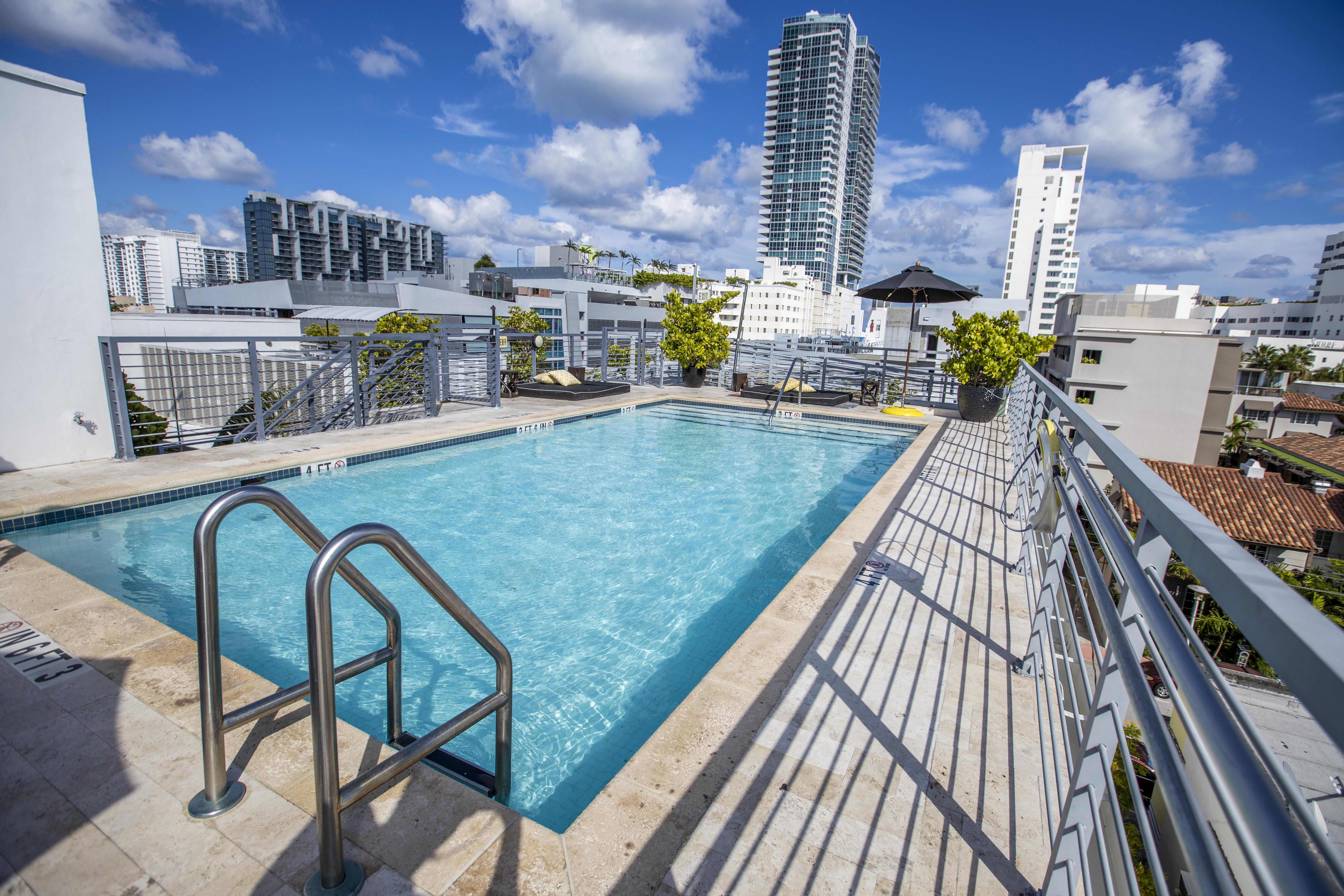 Riviera Suites Miami Beach Bagian luar foto